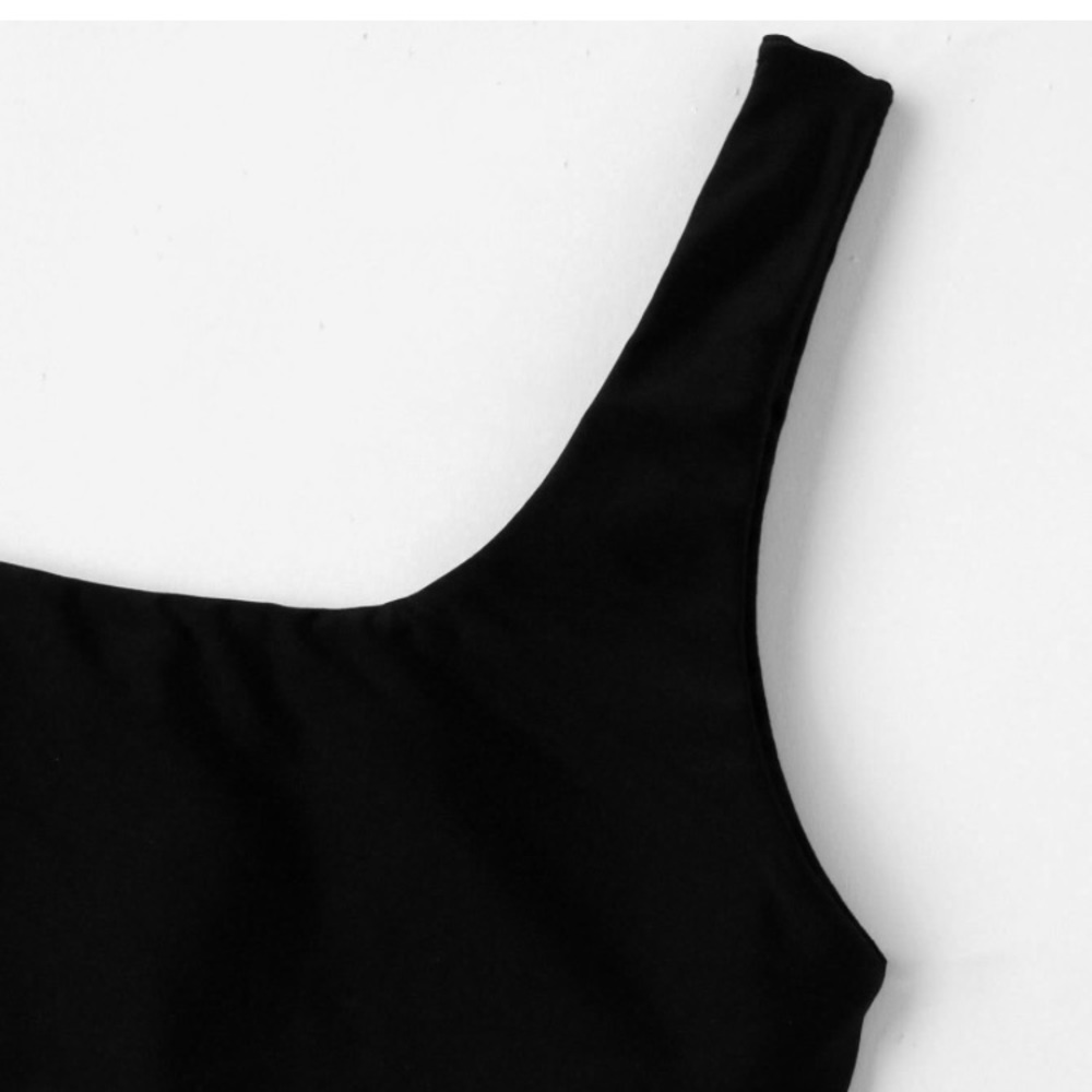 One Shoulder Black Bikini - Picture 4 of 5